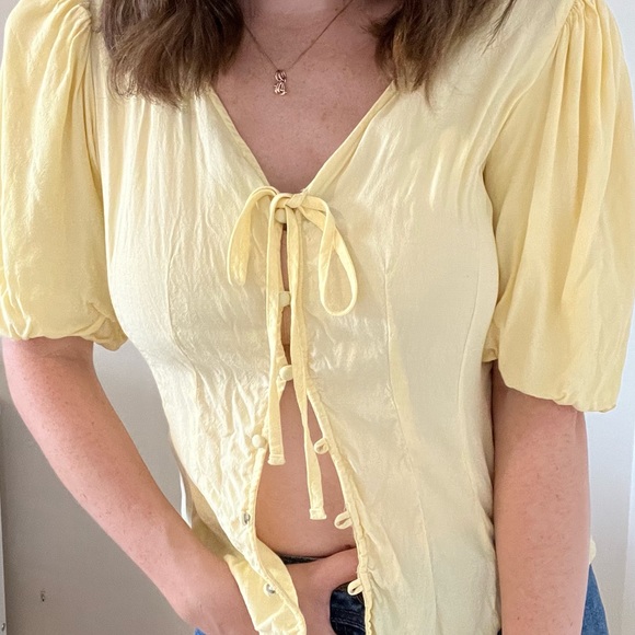 Yellow Button Up Bow Blouse - Picture 3 of 4